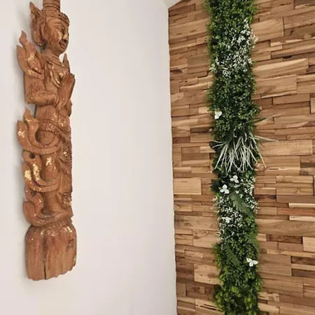 Mahayana, Entre Et Collines Toulon