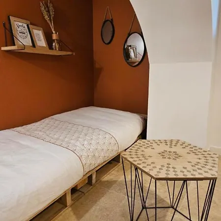 Mahayana, Entre Et Collines Tatil Evi