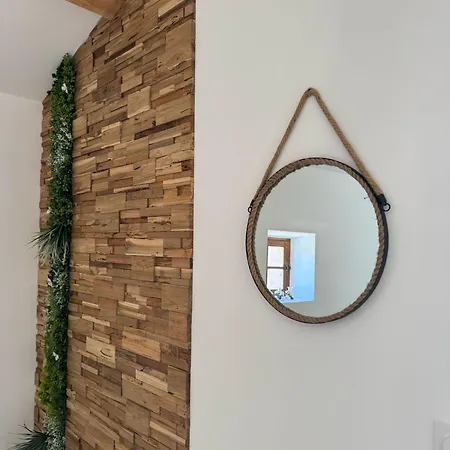 Mahayana, Entre Et Collines *