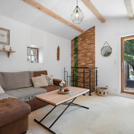 Tatil Evi Mahayana, Entre Et Collines *