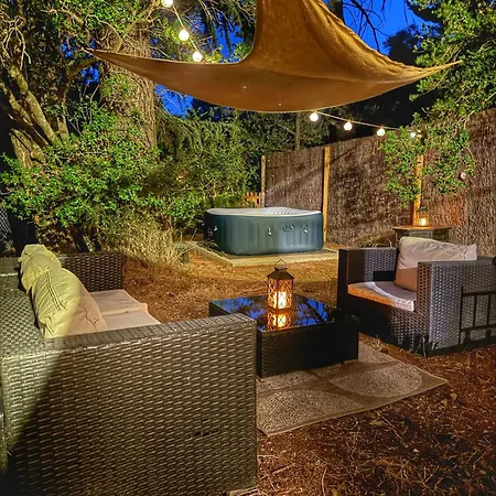 Mahayana, Entre Et Collines